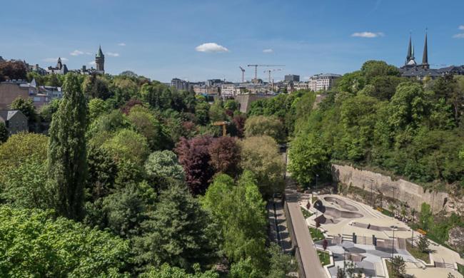 Luxury Penthouse Apartment With 3 Balconies -2 Bedrooms -Petrus View & Parking Luxembourg Bagian luar foto