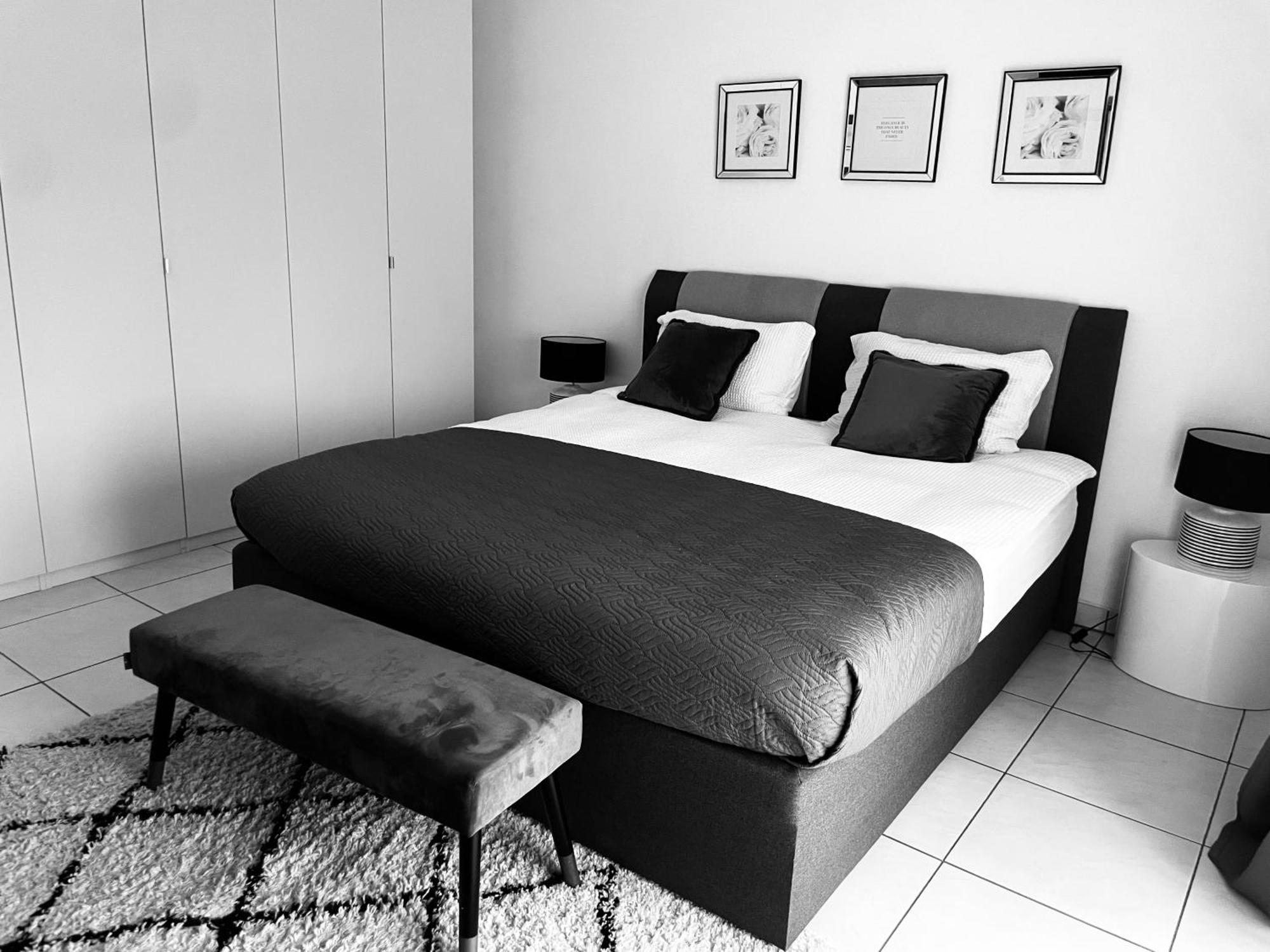 Luxury Penthouse Apartment With 3 Balconies -2 Bedrooms -Petrus View & Parking Luxembourg Bagian luar foto